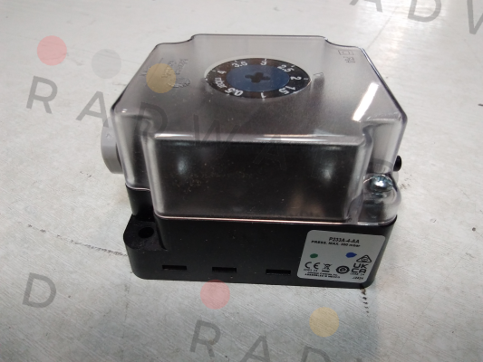 P233A-4-AAC Johnson Controls