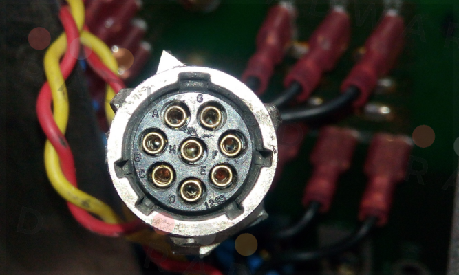 Sockets for connecting the head of 8 pins  Burndy